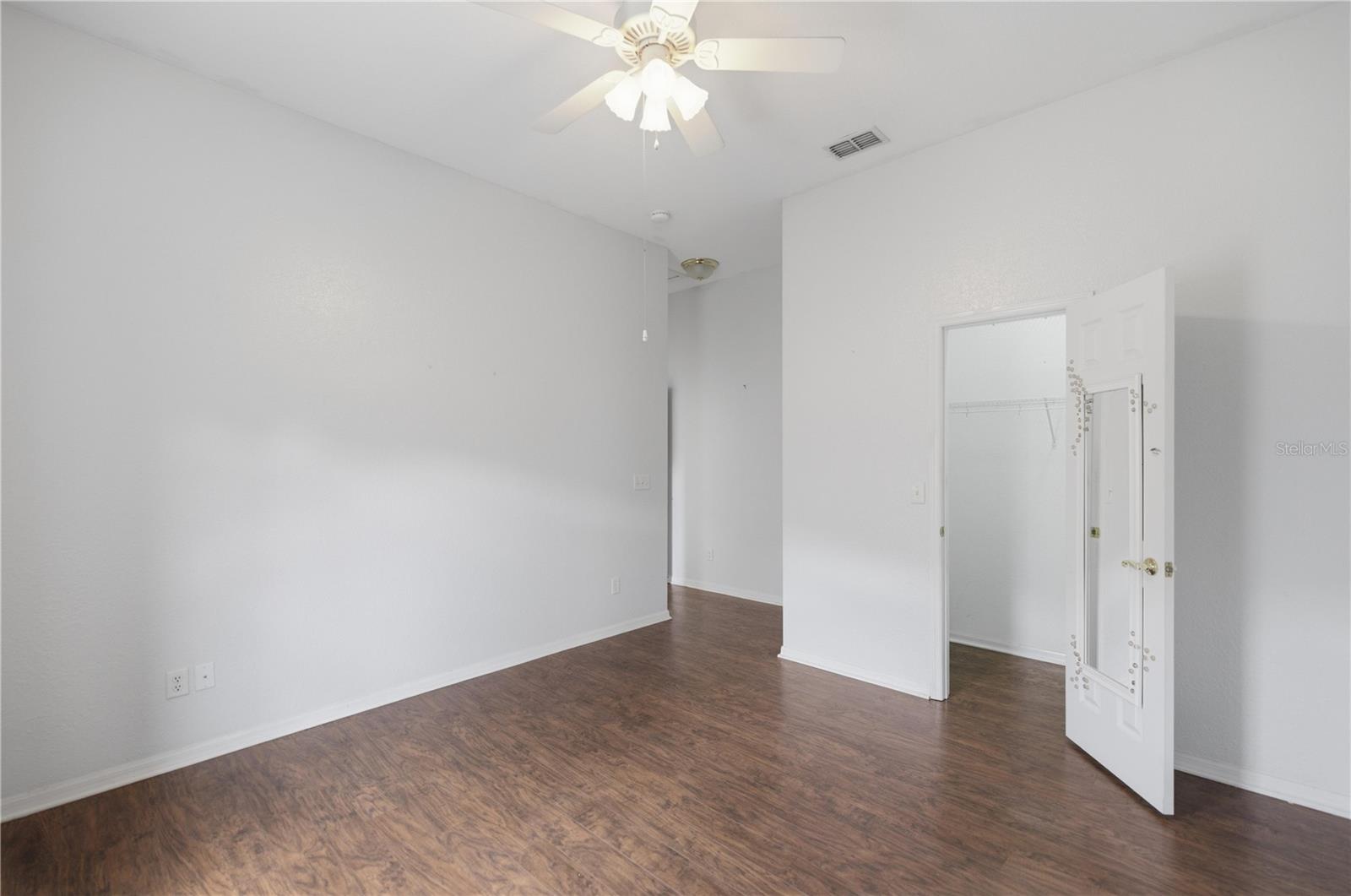 Image 22 of 31 For 2301 22nd Loop