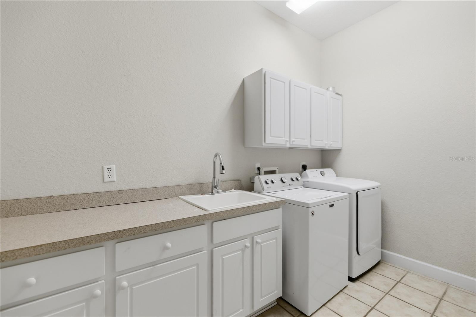 Image 25 of 31 For 2301 22nd Loop