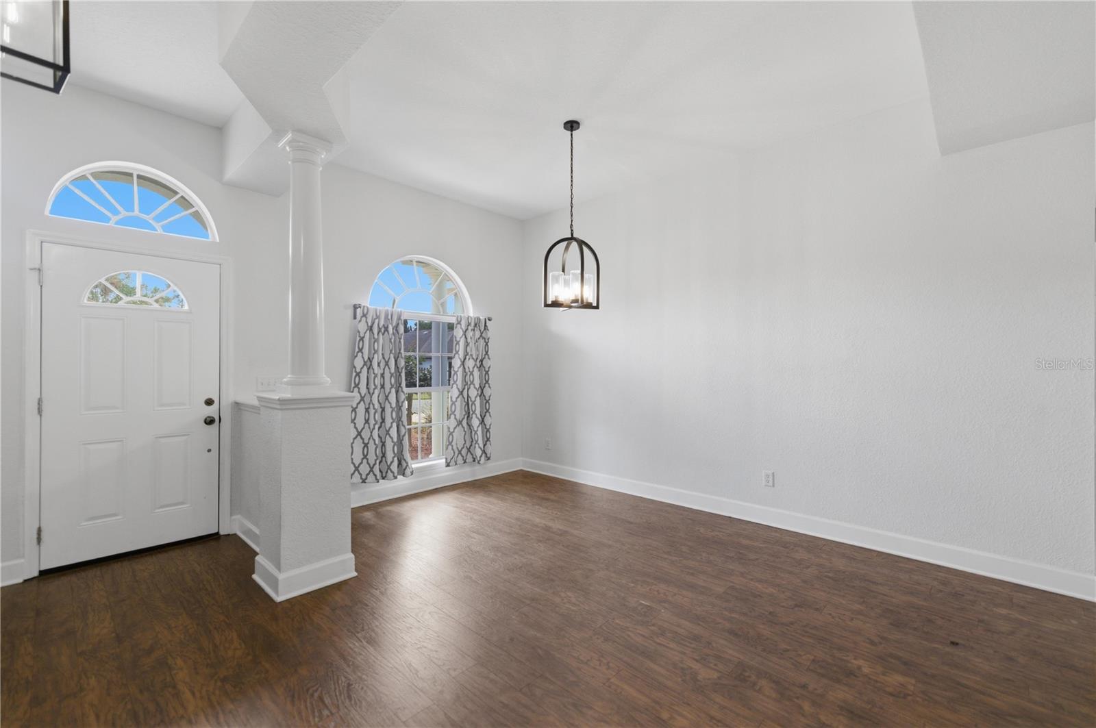 Image 5 of 31 For 2301 22nd Loop