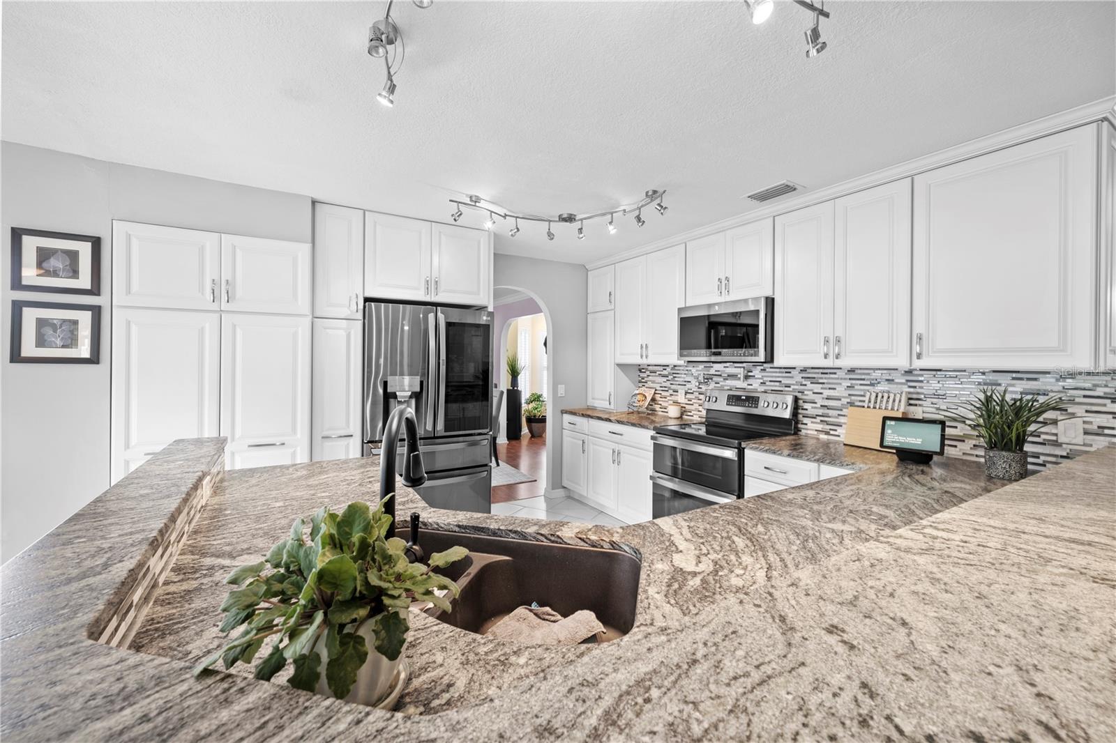 Image 14 of 79 For 1623 29th Terrace