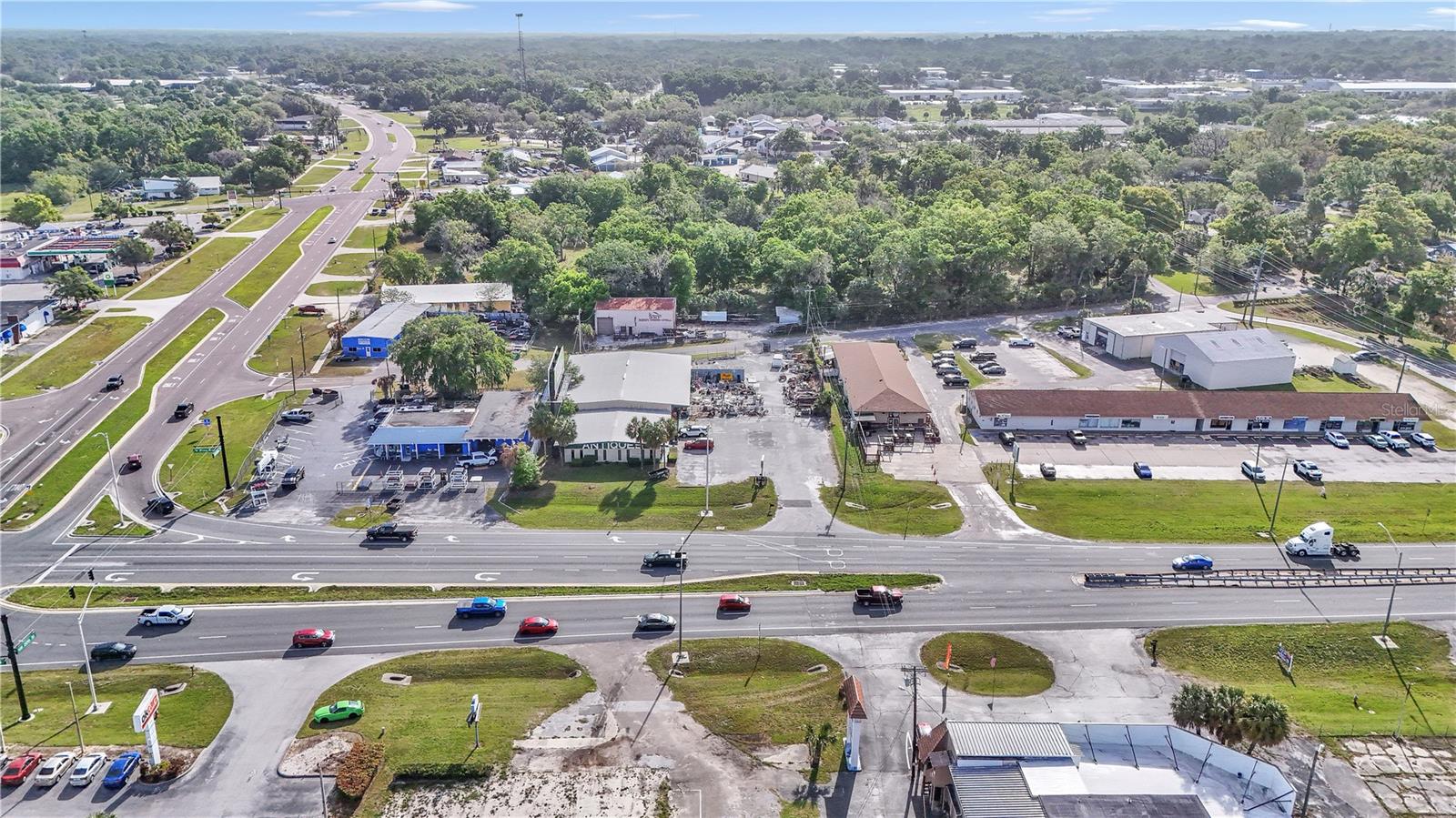 Image 10 of 20 For 1811 Pine Avenue