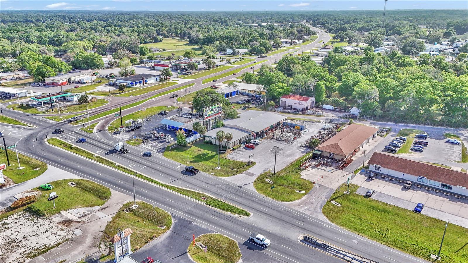 Image 11 of 20 For 1811 Pine Avenue