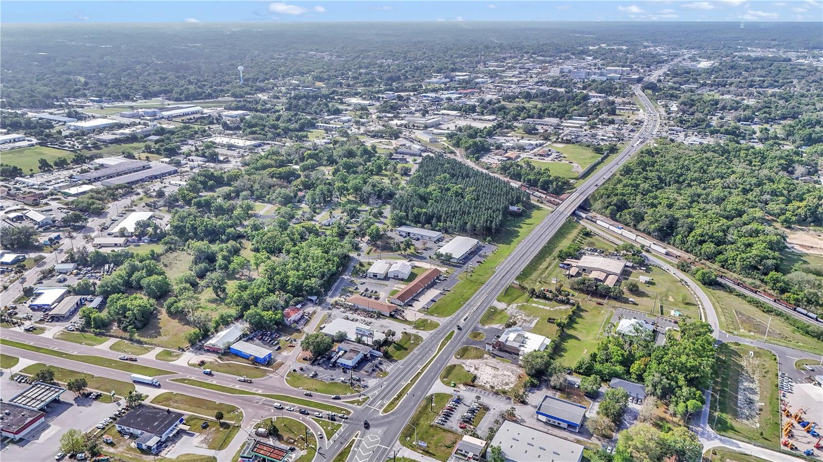 Image 14 of 20 For 1811 Pine Avenue