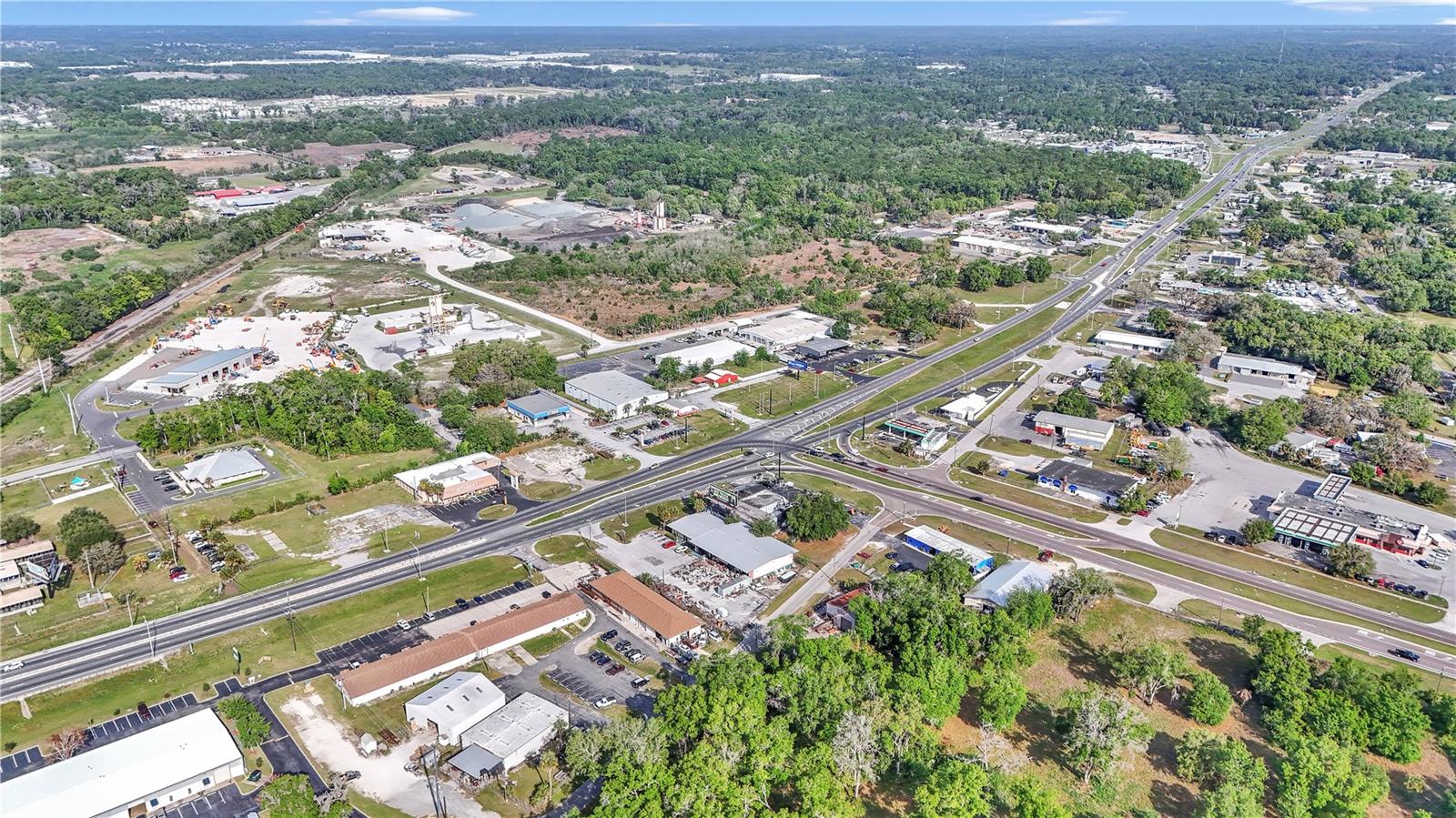 Image 16 of 20 For 1811 Pine Avenue