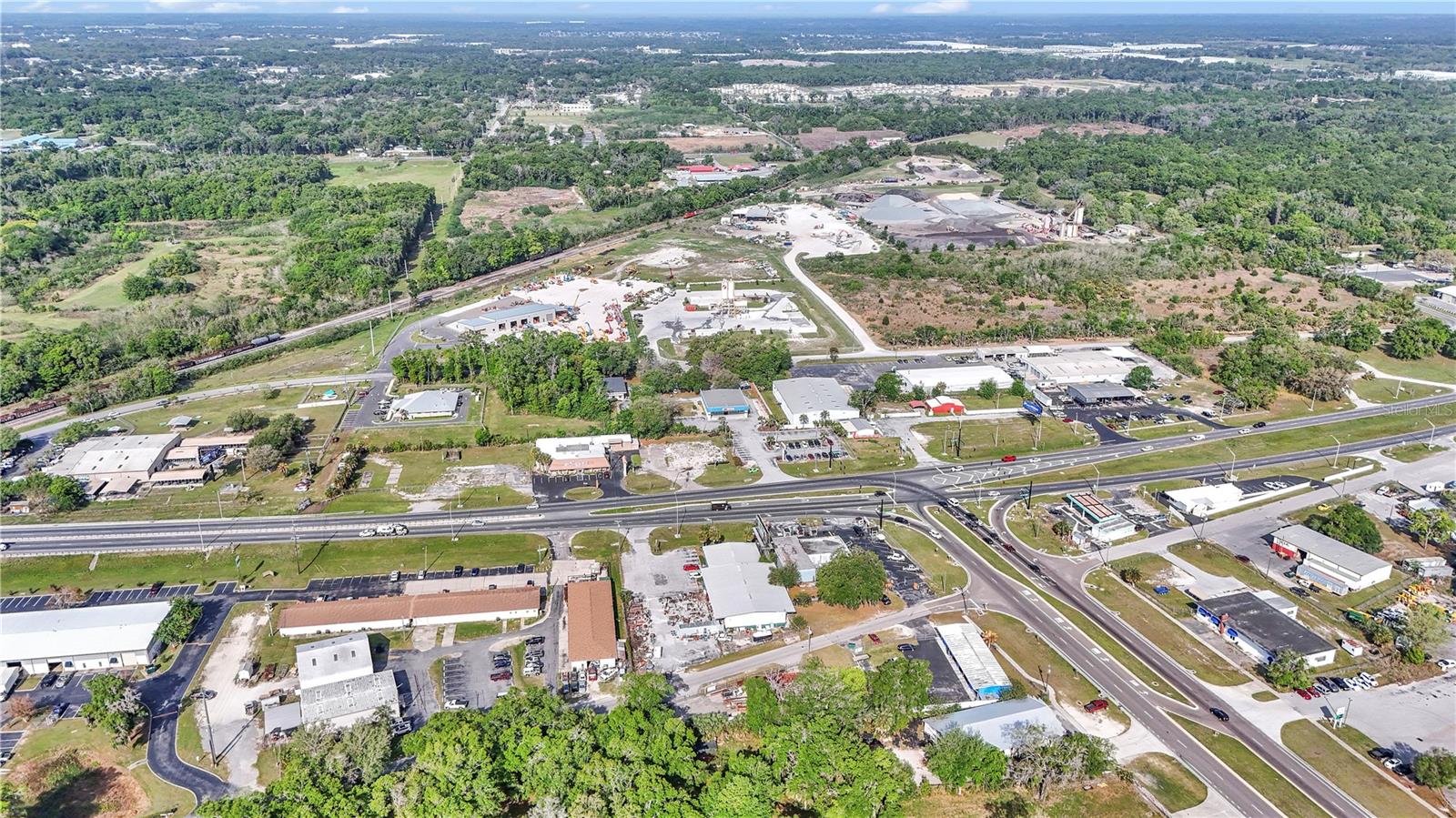 Image 17 of 20 For 1811 Pine Avenue