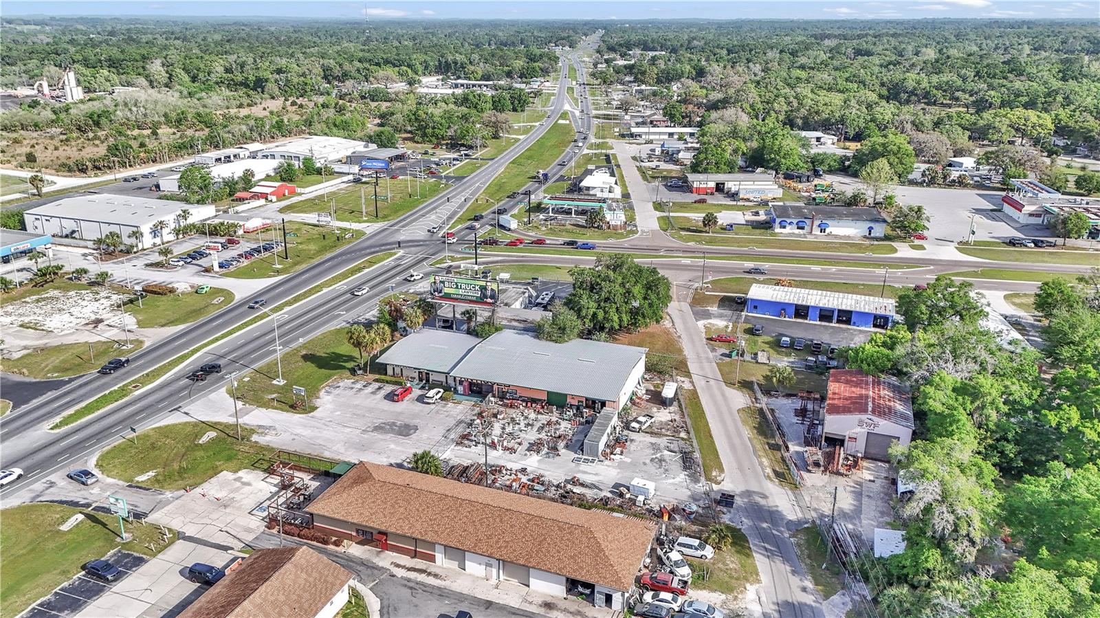 Image 6 of 20 For 1811 Pine Avenue