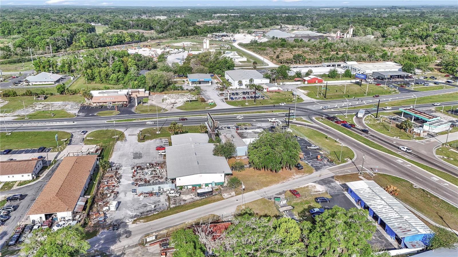 Image 7 of 20 For 1811 Pine Avenue