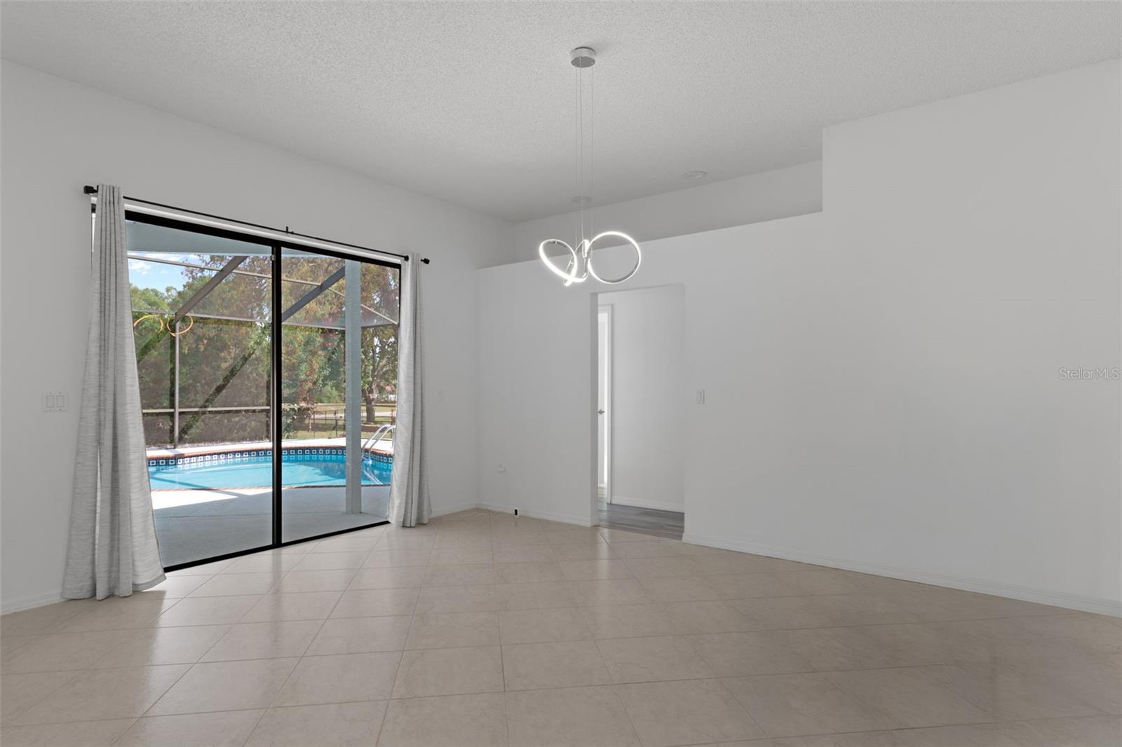 Image 12 of 46 For 199 Crystal Meadow Path