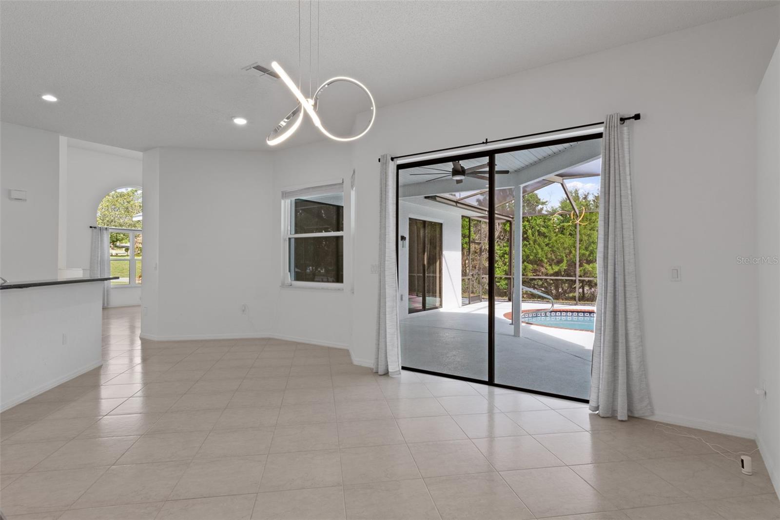 Image 13 of 46 For 199 Crystal Meadow Path