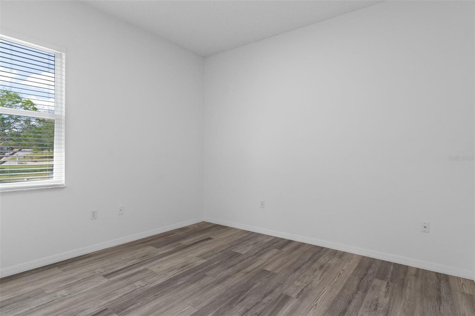 Image 22 of 46 For 199 Crystal Meadow Path