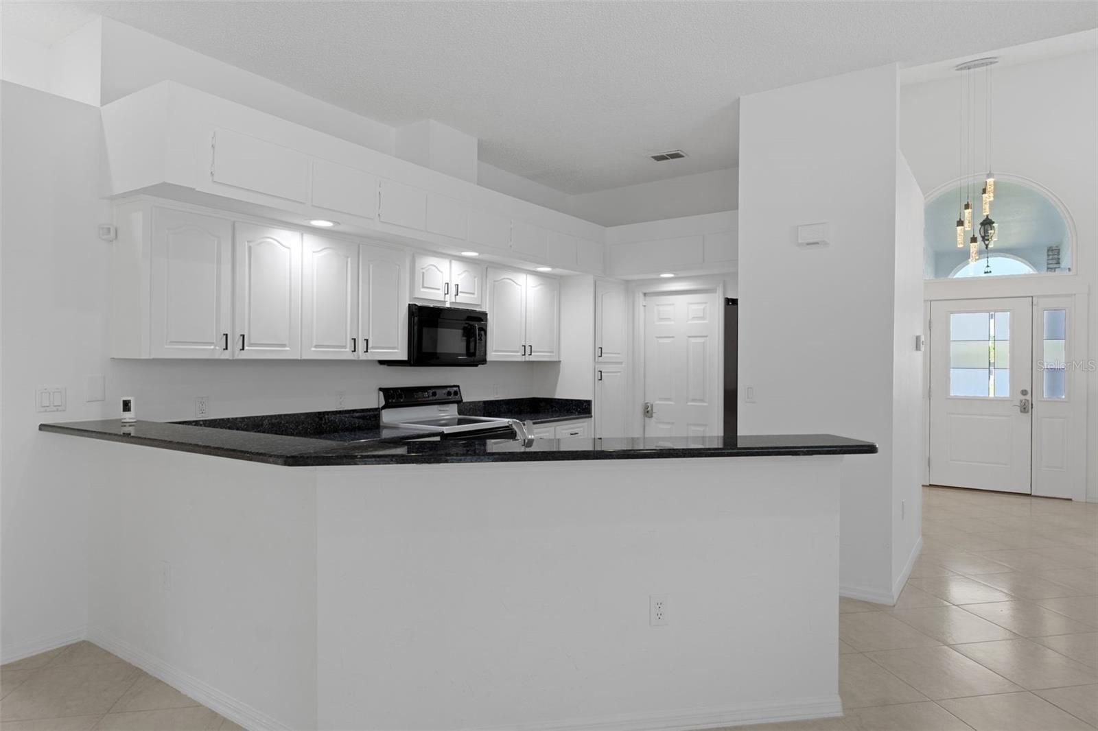 Image 6 of 46 For 199 Crystal Meadow Path