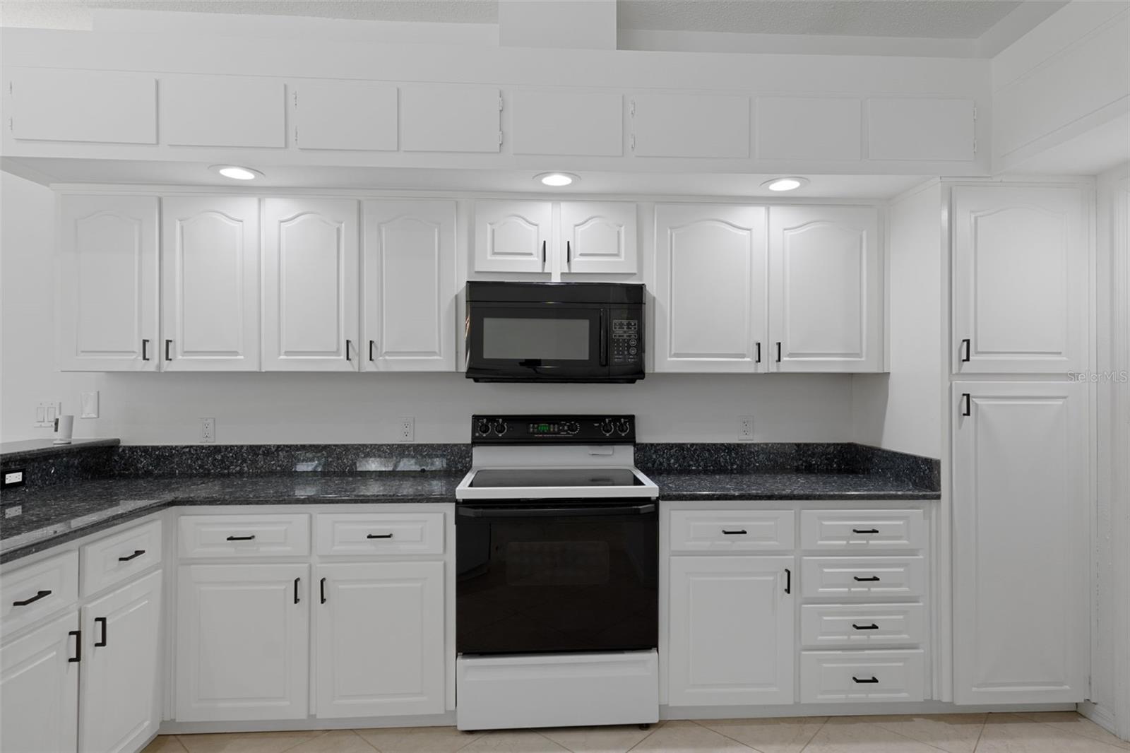 Image 8 of 46 For 199 Crystal Meadow Path