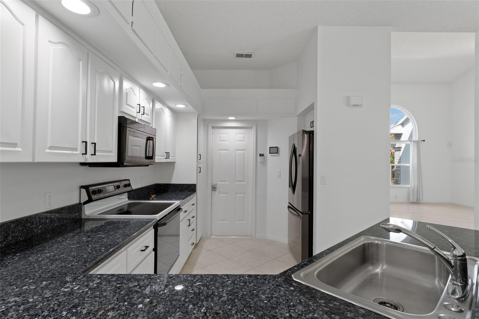 Image 9 of 46 For 199 Crystal Meadow Path