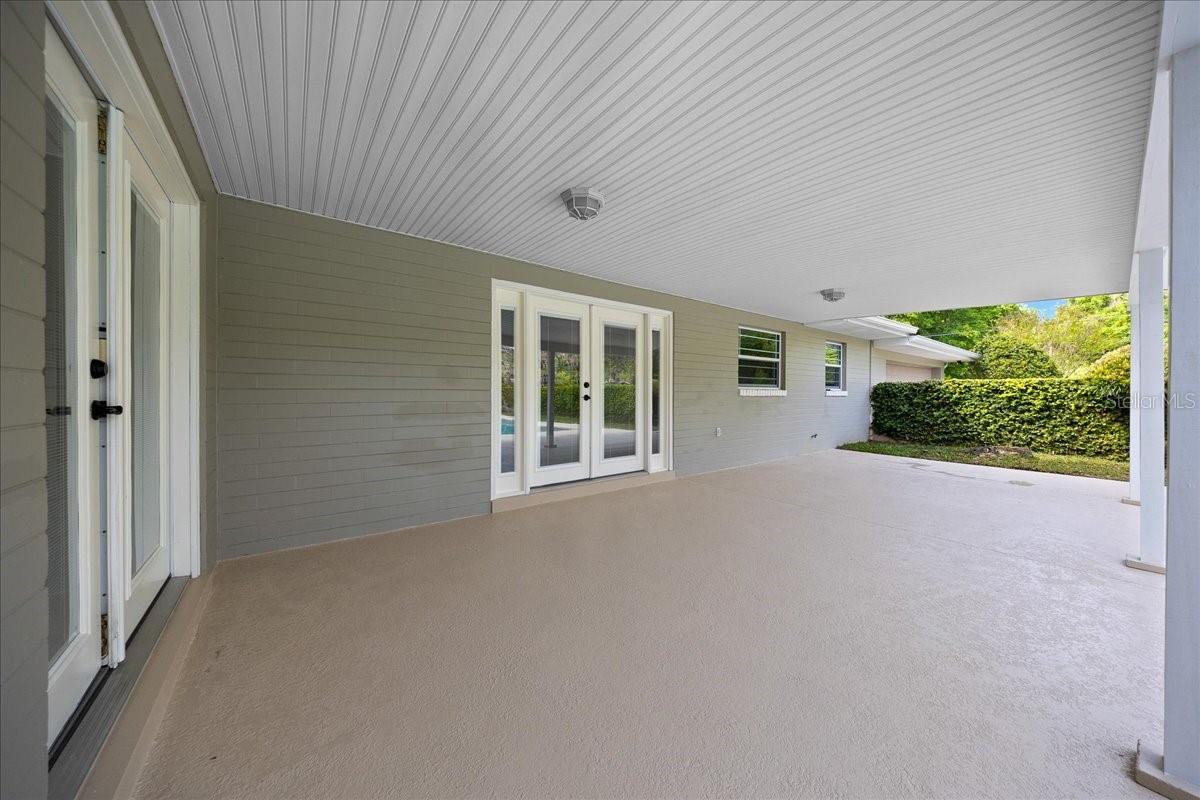 Image 38 of 63 For 2009 15th Lane