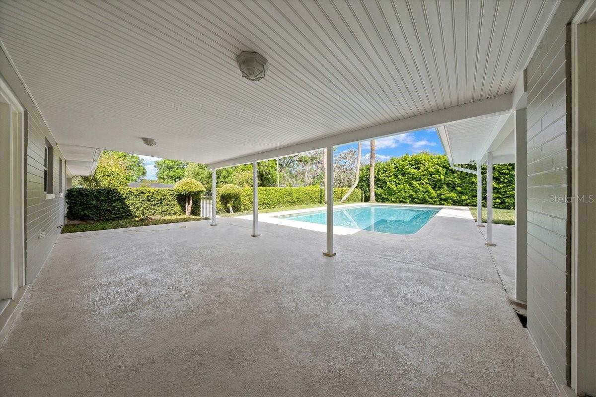 Image 41 of 63 For 2009 15th Lane