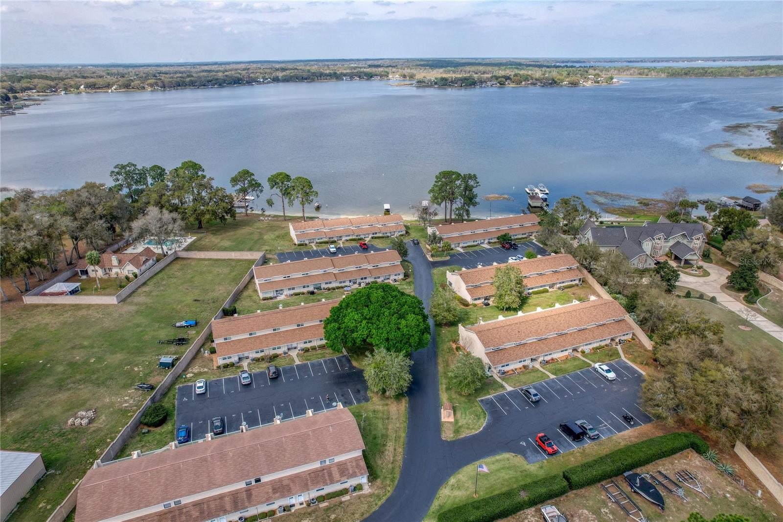 Image 2 of 31 For 11001 Sunset Harbor Road H52