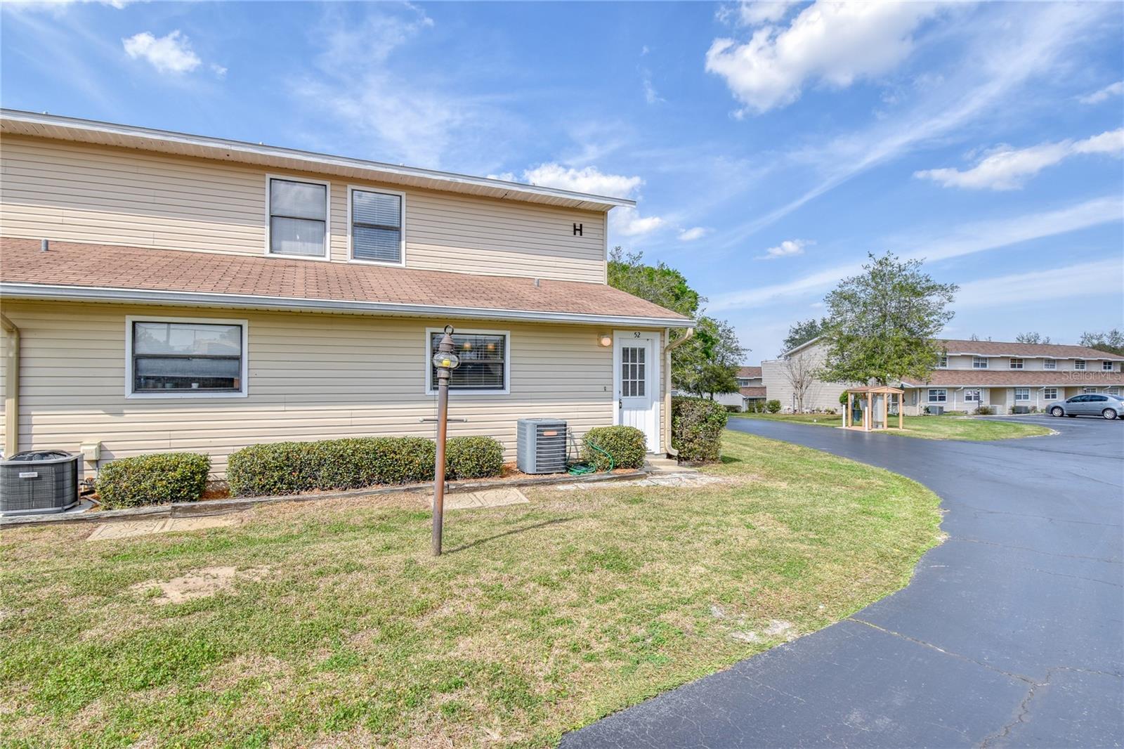 Image 30 of 31 For 11001 Sunset Harbor Road H52