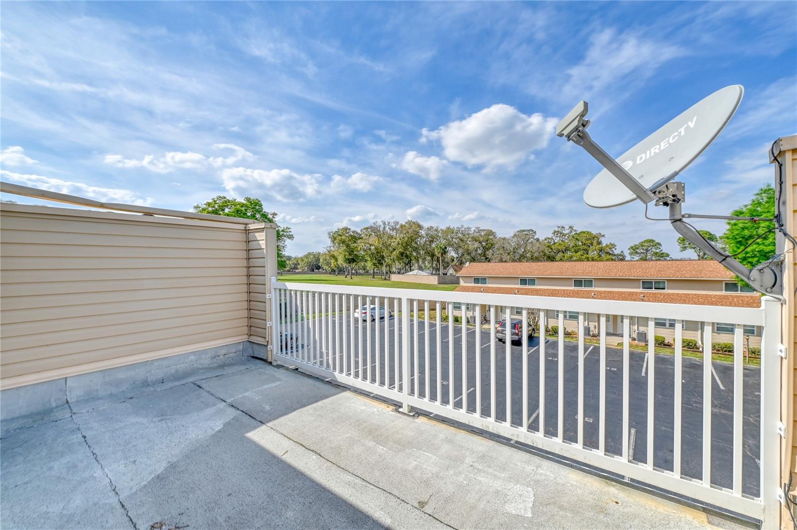 Image 4 of 31 For 11001 Sunset Harbor Road H52