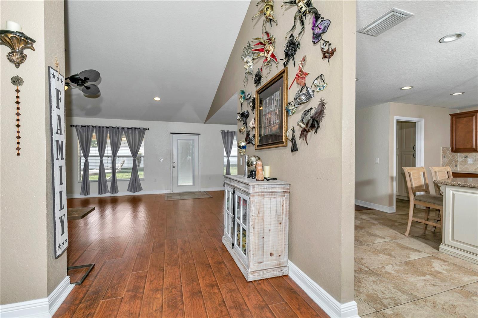 Image 18 of 46 For 4839 63rd Street