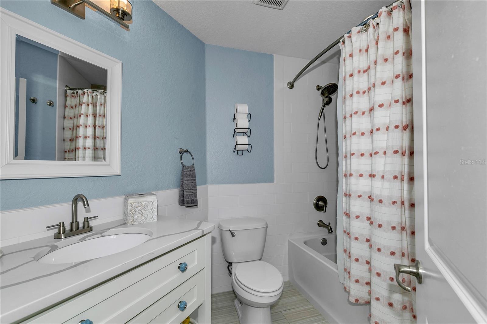 Image 29 of 46 For 4839 63rd Street