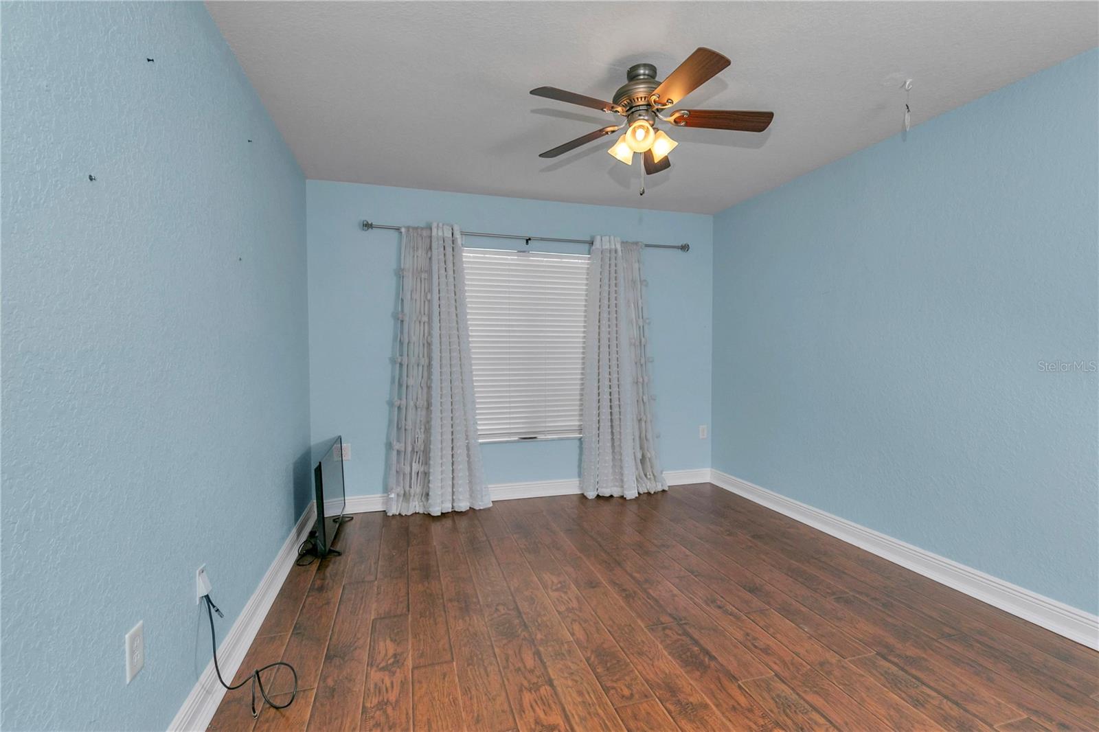 Image 32 of 46 For 4839 63rd Street