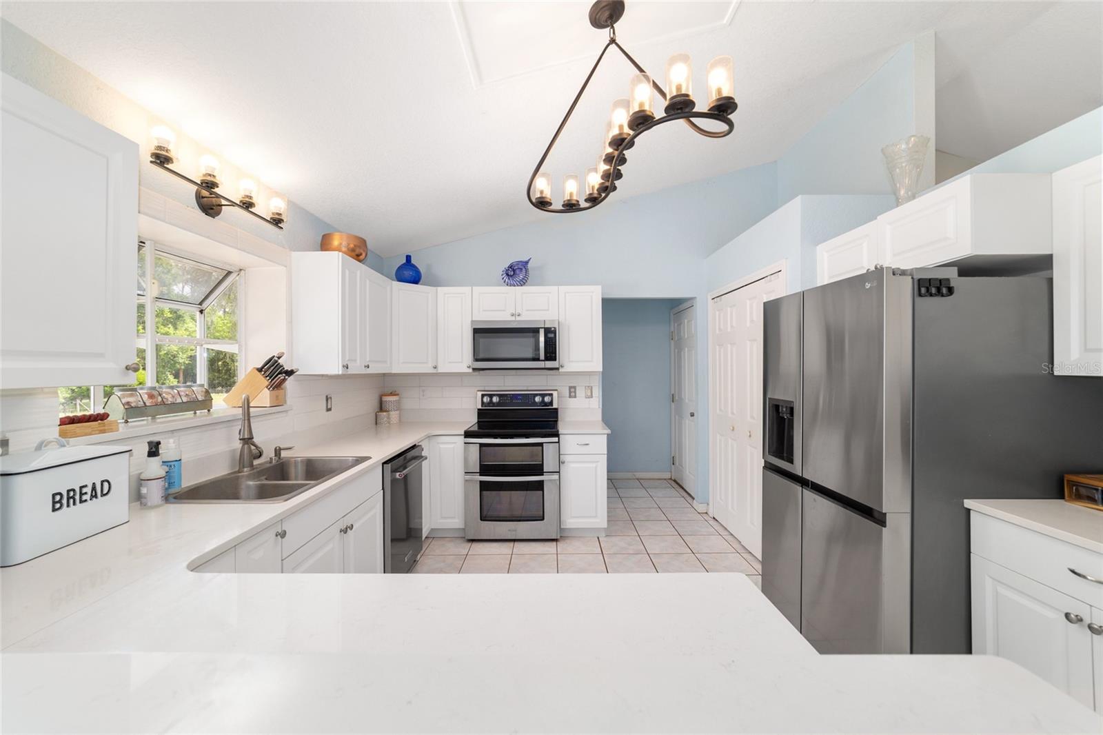 Image 22 of 77 For 14671 Highway 328