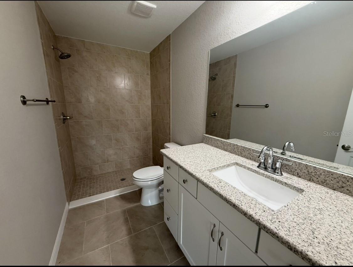 Image 9 of 17 For 13756 102nd Place