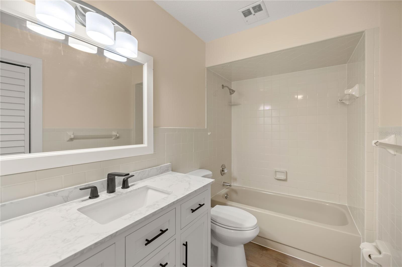 Image 16 of 37 For 4121 6th Avenue