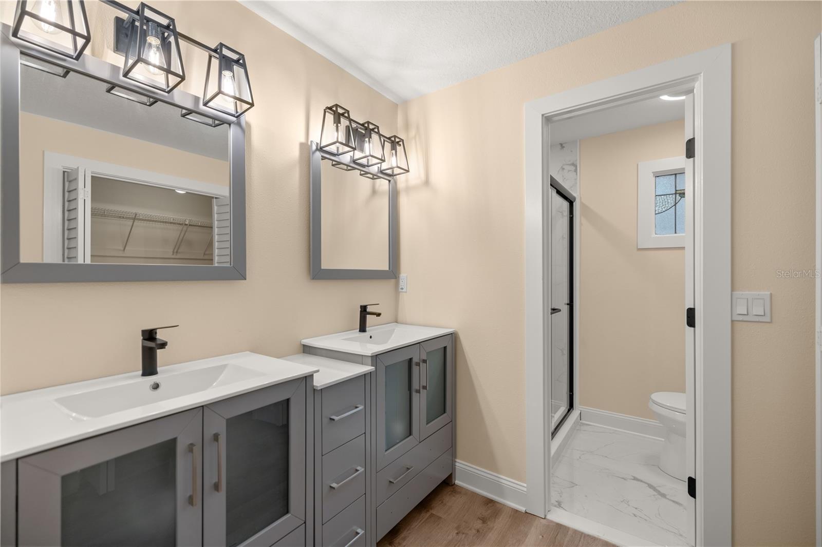 Image 25 of 37 For 4121 6th Avenue