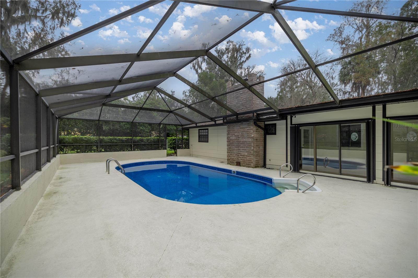 Image 30 of 37 For 4121 6th Avenue