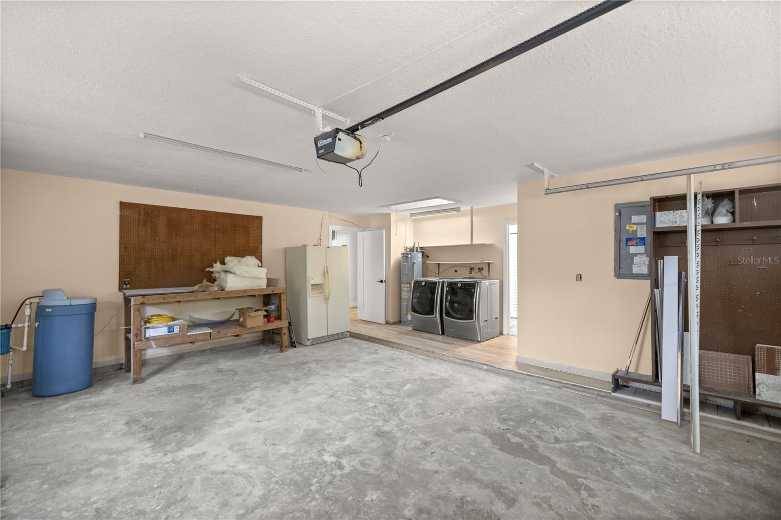 Image 33 of 37 For 4121 6th Avenue