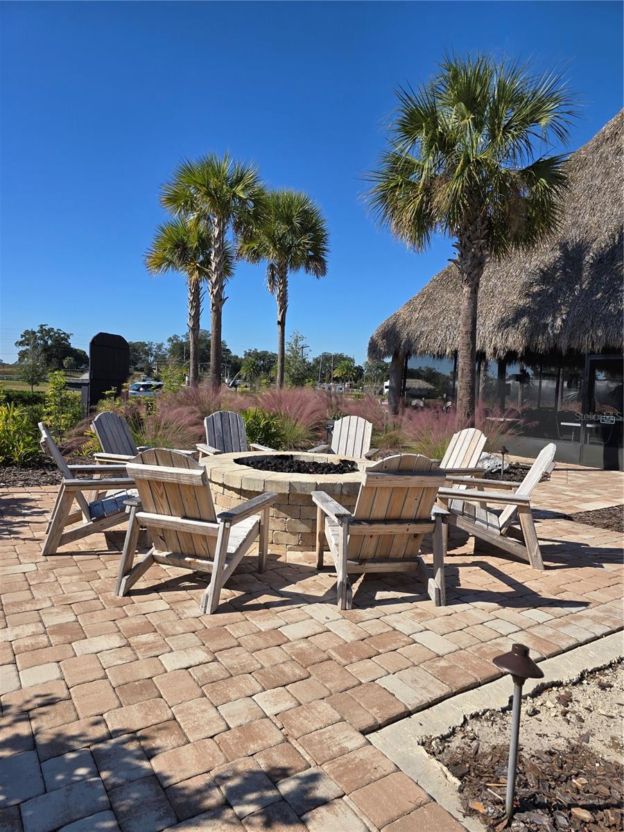 Image 7 of 14 For 2932 43rd Court 421