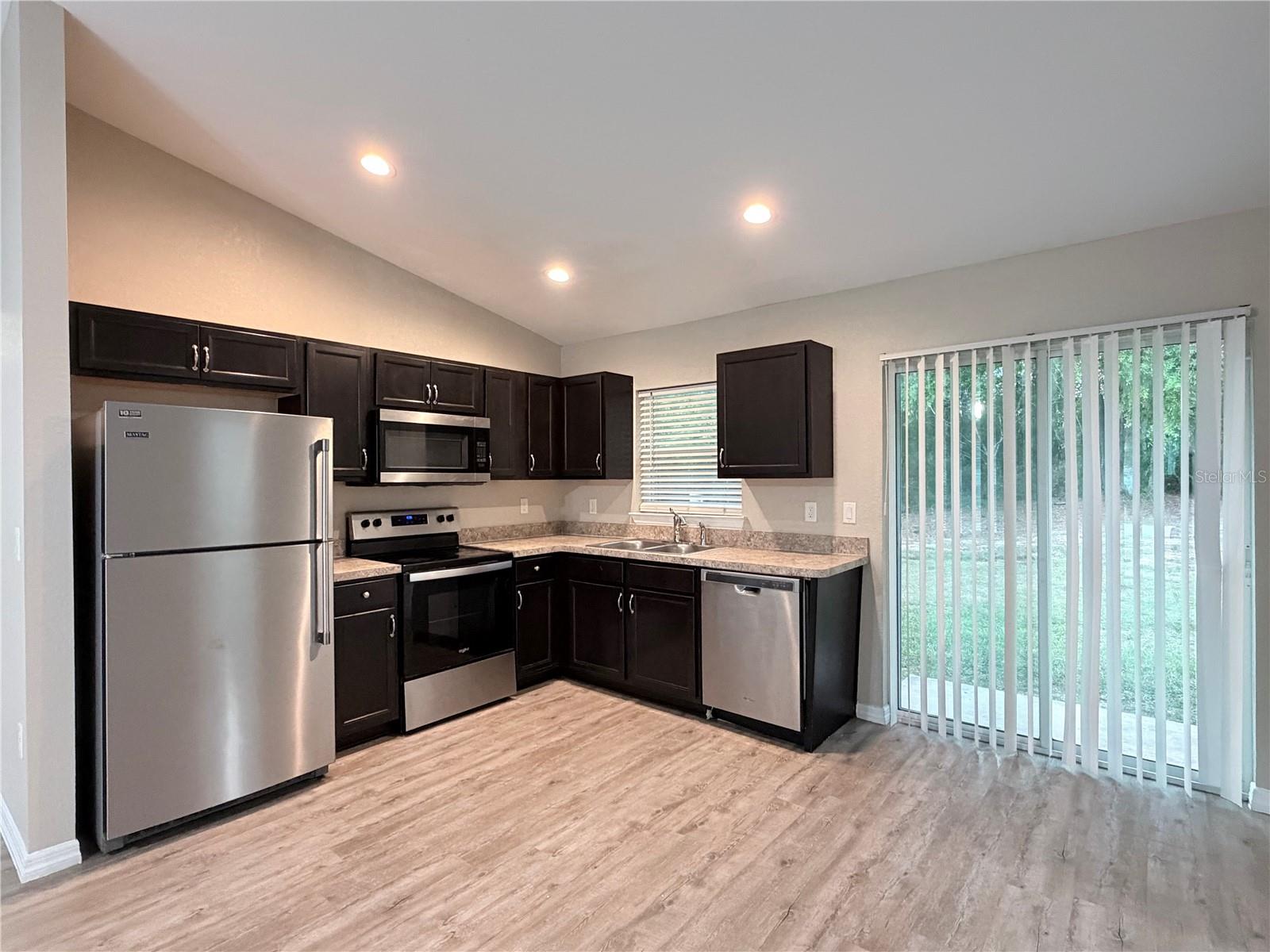 Image 4 of 11 For 14445 22nd Place