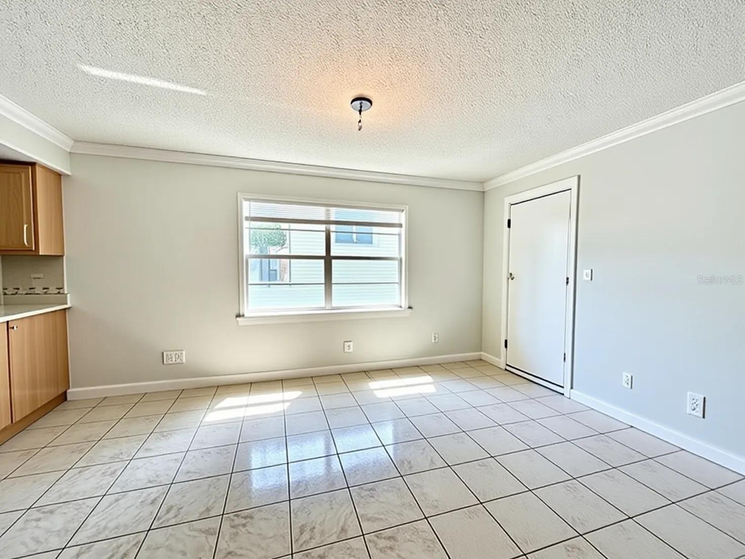 Image 11 of 26 For 106 Sunrise Drive