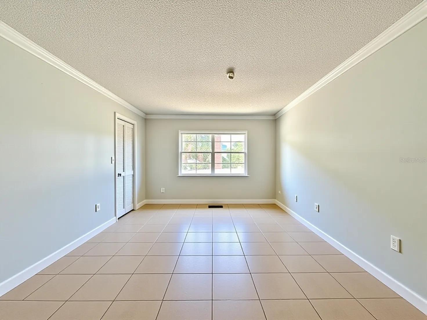 Image 13 of 26 For 106 Sunrise Drive