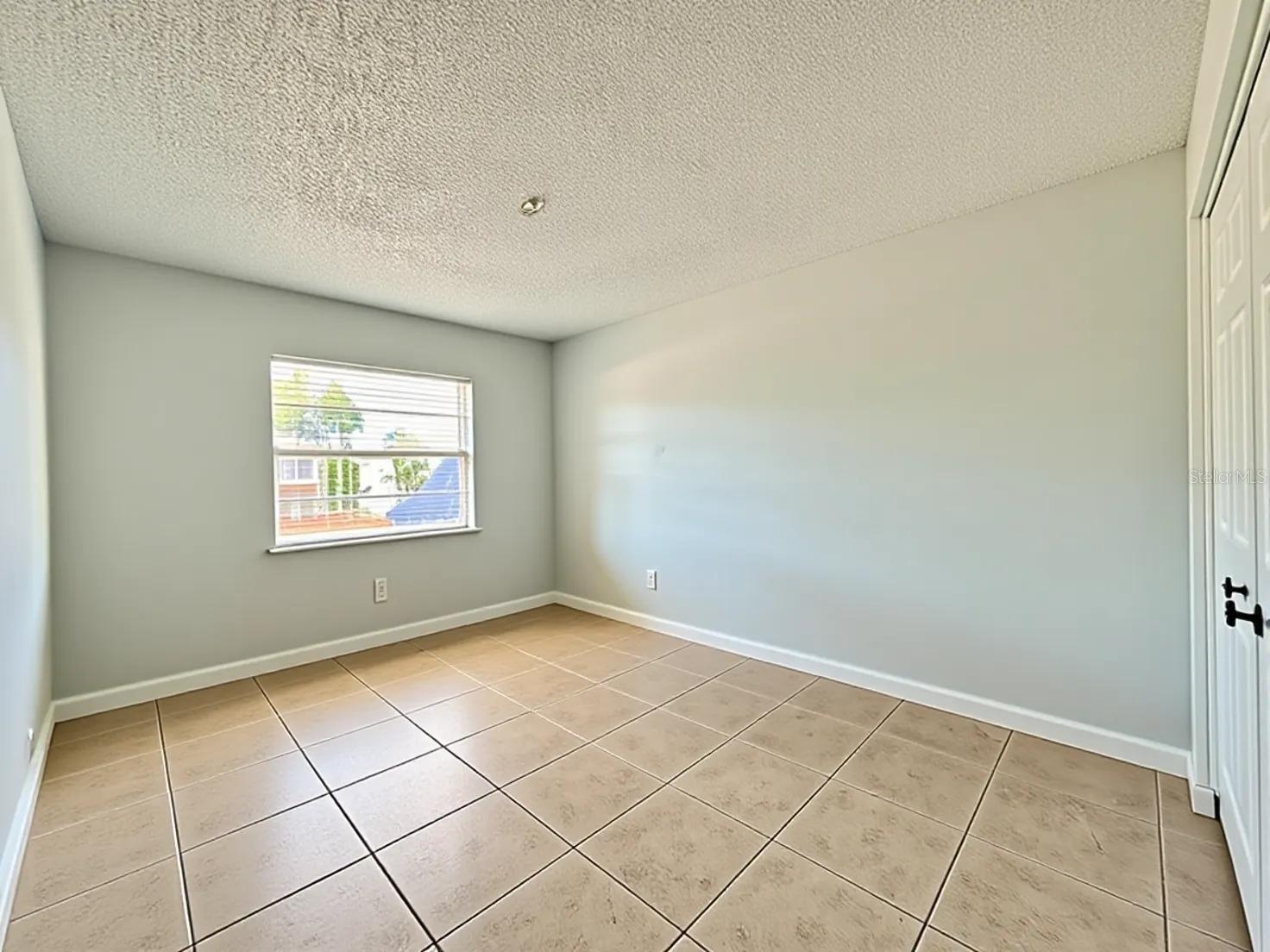 Image 15 of 26 For 106 Sunrise Drive