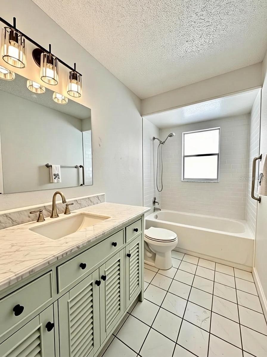 Image 17 of 26 For 106 Sunrise Drive