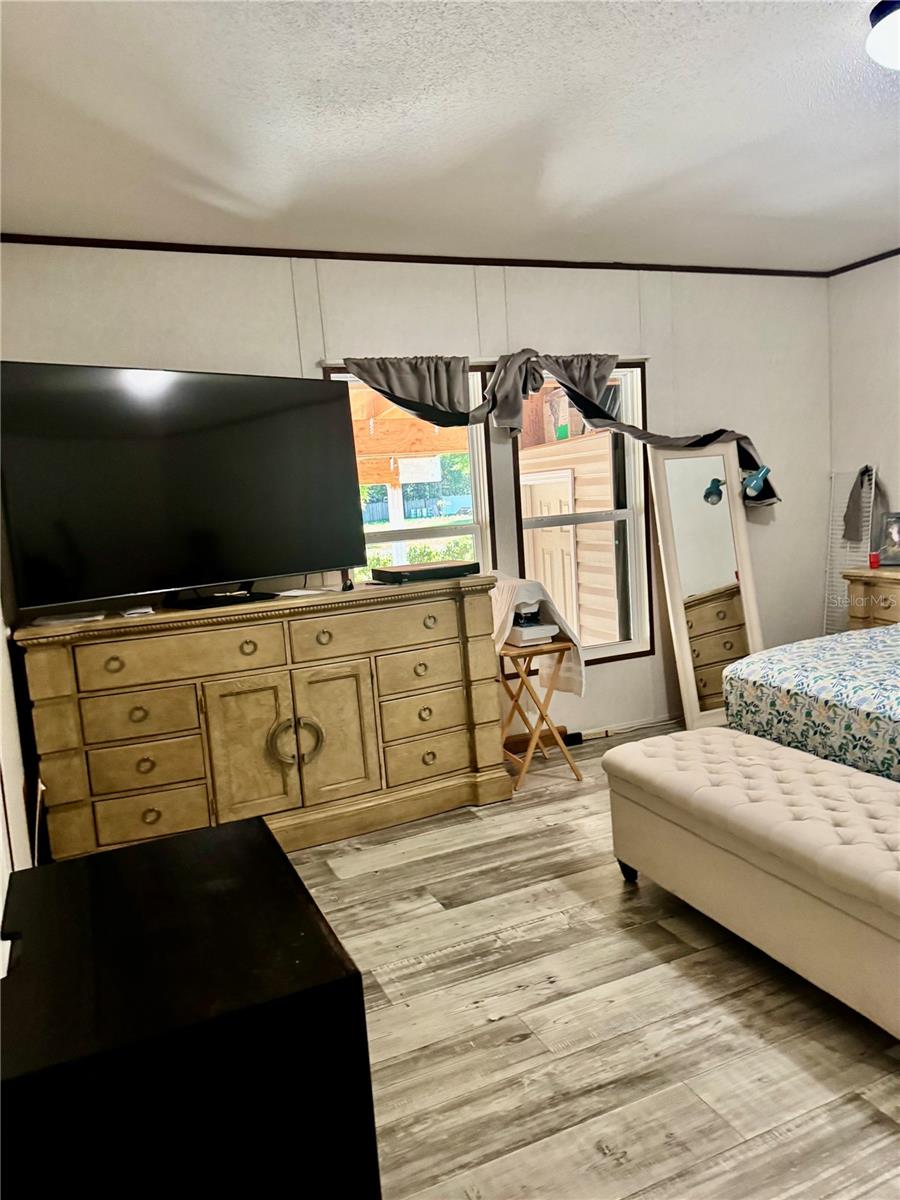 Image 18 of 34 For 5390 134th Avenue