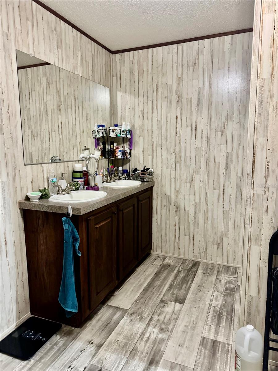 Image 20 of 34 For 5390 134th Avenue