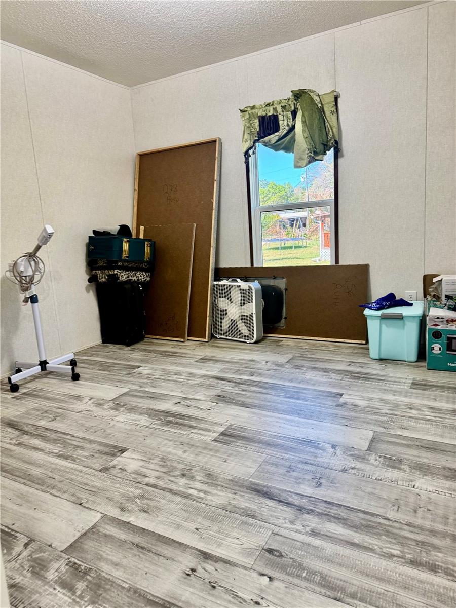 Image 23 of 34 For 5390 134th Avenue