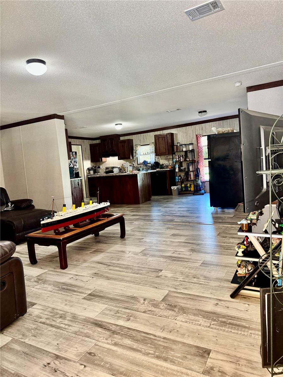 Image 5 of 34 For 5390 134th Avenue