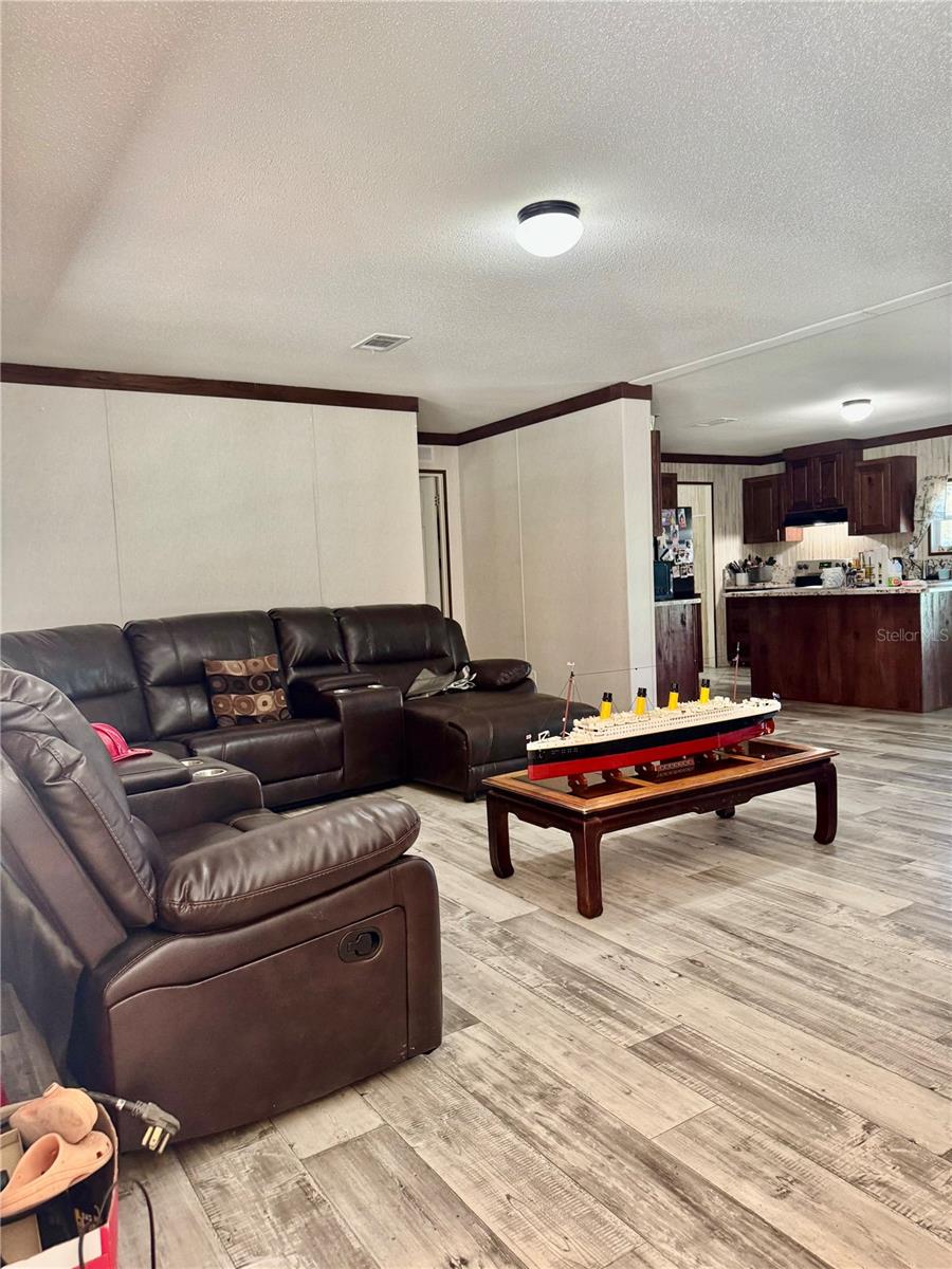 Image 6 of 34 For 5390 134th Avenue