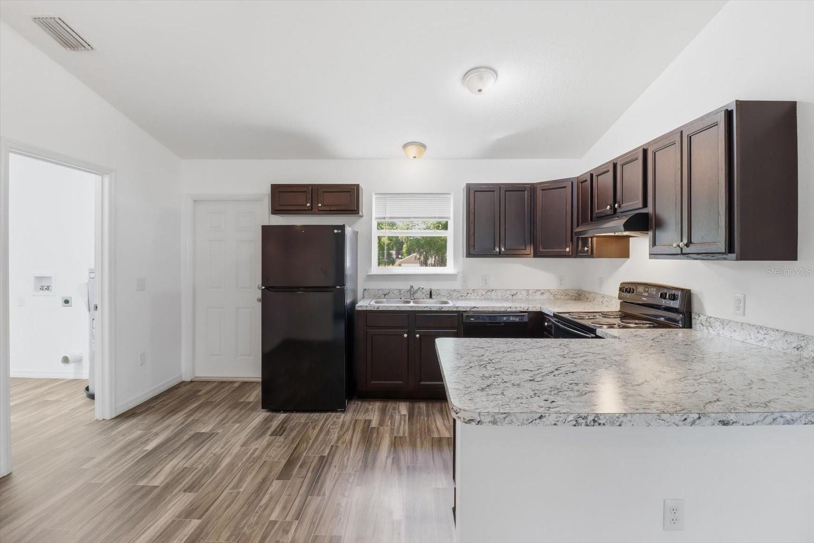 Image 19 of 45 For 5610 57th Place