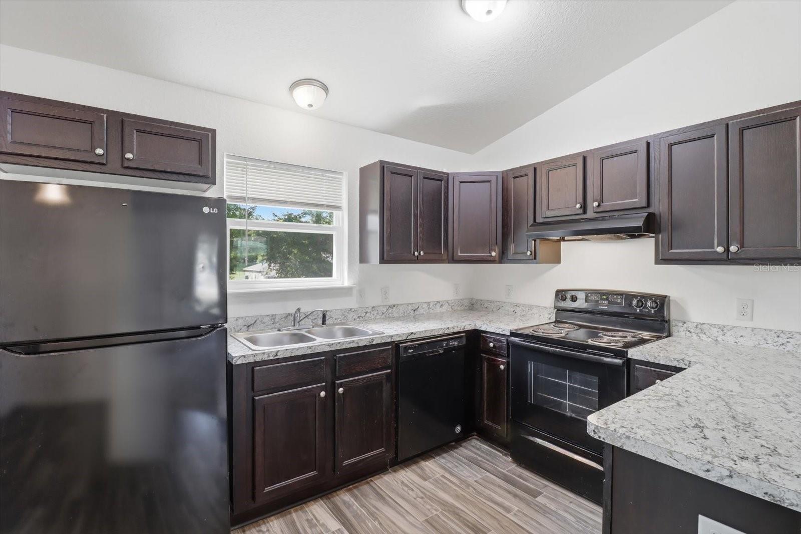 Image 20 of 45 For 5610 57th Place