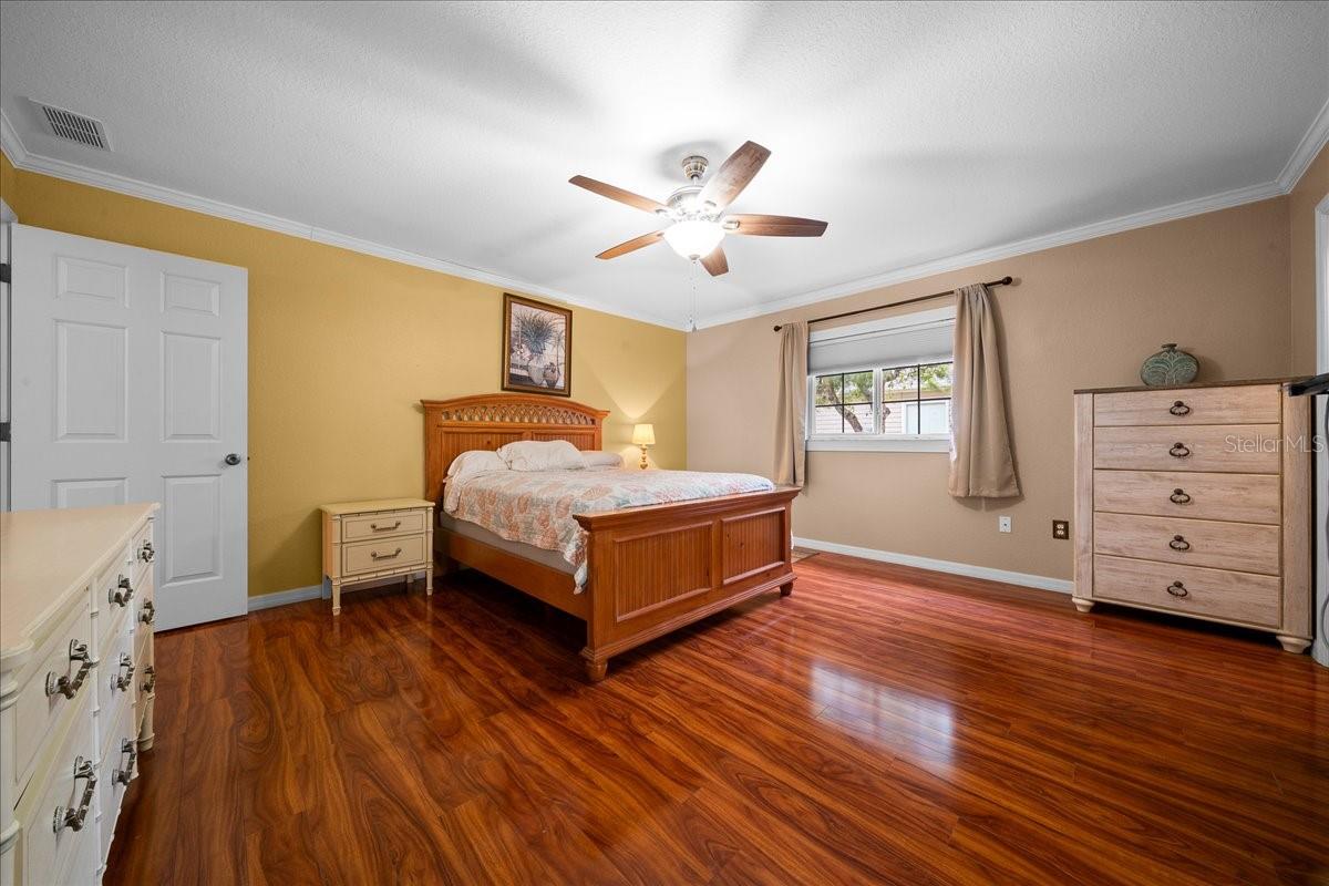 Image 16 of 48 For 11876 137th Loop