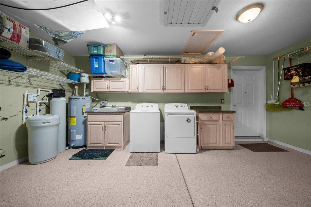 Image 29 of 48 For 11876 137th Loop