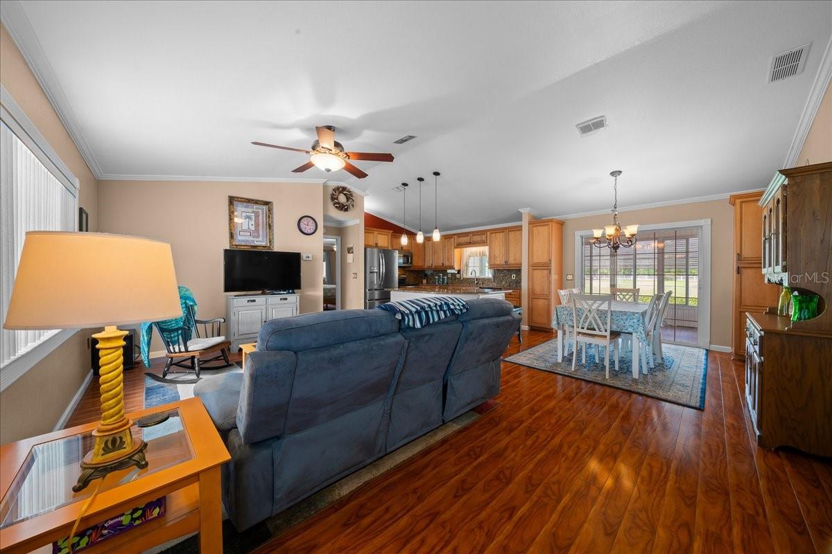 Image 7 of 48 For 11876 137th Loop