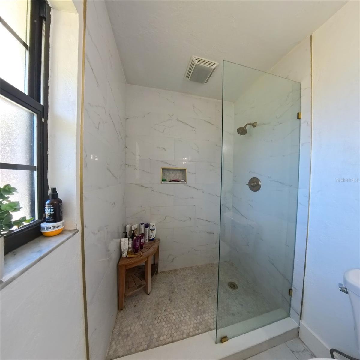 Image 20 of 37 For 3640 24th Avenue