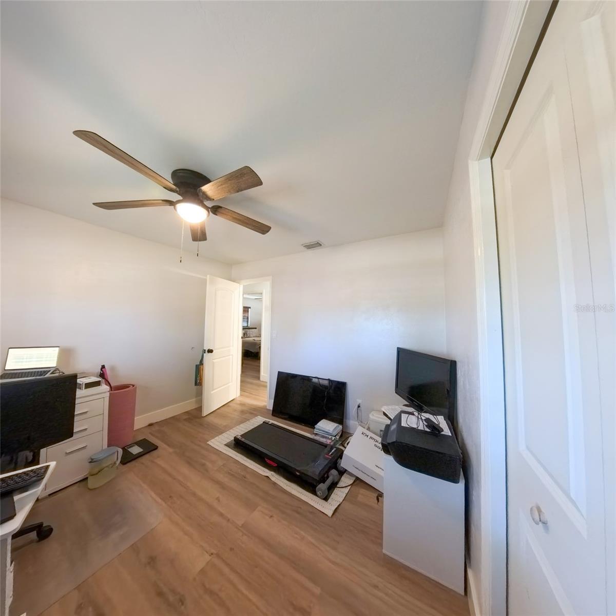 Image 23 of 37 For 3640 24th Avenue