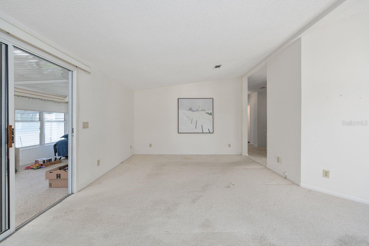 Image 18 of 36 For 1116 Boone Court